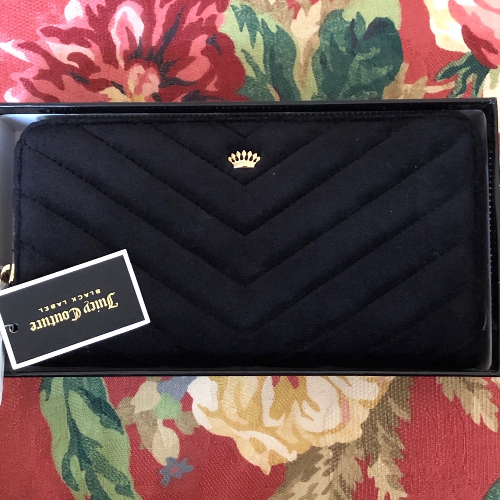 NEW Juicy Couture Black Label Velour Wallet